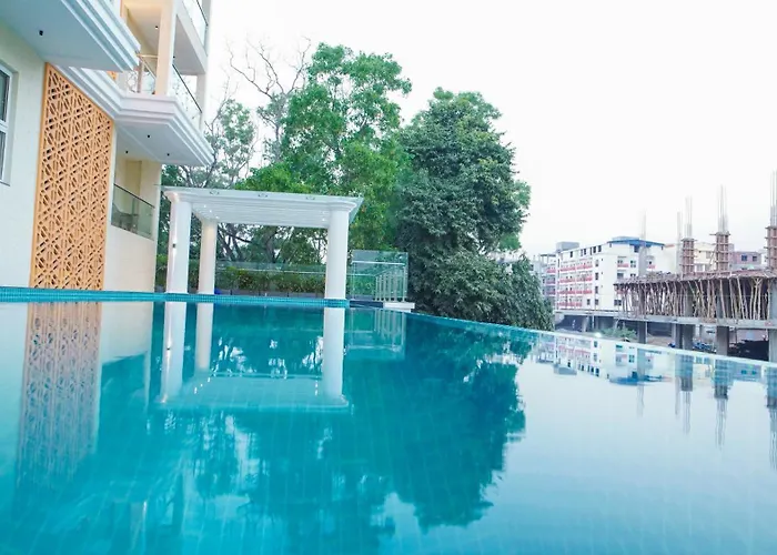 Antique Regency !! Luxurious Hotel In Digha !!